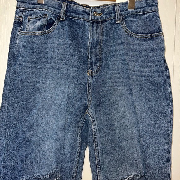 Pretty Little Things Acid Blue Baggy Low Rise Ripped Boyfriend Jeans - Picture 4 of 14